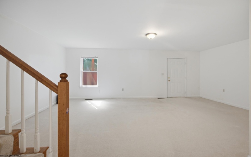 32 Fairway Drive, Mount Clare, West Virginia 26408, 3 Bedroom Bedrooms, 7 Room Rooms,2 BathroomBathrooms,Single Family Attached,For Sale,Fairway,0,10166813