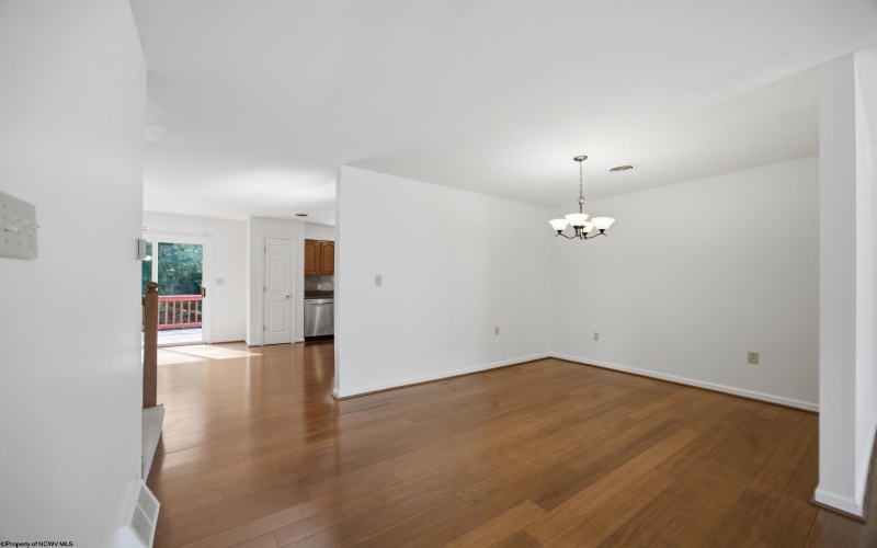 32 Fairway Drive, Mount Clare, West Virginia 26408, 3 Bedroom Bedrooms, 7 Room Rooms,2 BathroomBathrooms,Single Family Attached,For Sale,Fairway,0,10166813