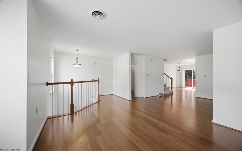 32 Fairway Drive, Mount Clare, West Virginia 26408, 3 Bedroom Bedrooms, 7 Room Rooms,2 BathroomBathrooms,Single Family Attached,For Sale,Fairway,0,10166813