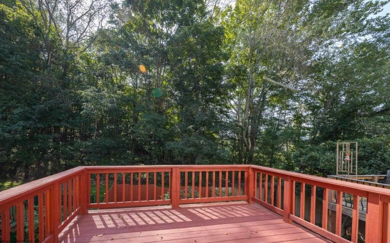 32 Fairway Drive, Mount Clare, West Virginia 26408, 3 Bedroom Bedrooms, 7 Room Rooms,2 BathroomBathrooms,Single Family Attached,For Sale,Fairway,0,10166813