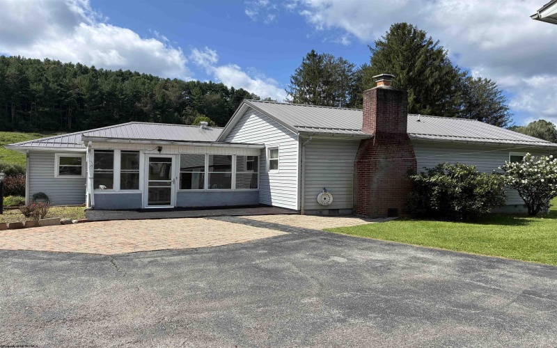 680 Stony Run Road, Buckhannon, West Virginia 26201, 3 Bedroom Bedrooms, 6 Room Rooms,2 BathroomBathrooms,Single Family Detached,For Sale,Stony Run,0,10166811