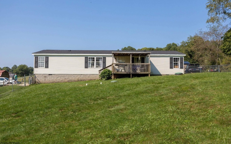 178 Heavenly Meadows Lane, Bridgeport, West Virginia 26330, 4 Bedroom Bedrooms, 6 Room Rooms,2 BathroomBathrooms,Single Family Detached,For Sale,Heavenly Meadows,0,10166799