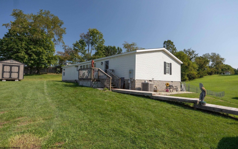 178 Heavenly Meadows Lane, Bridgeport, West Virginia 26330, 4 Bedroom Bedrooms, 6 Room Rooms,2 BathroomBathrooms,Single Family Detached,For Sale,Heavenly Meadows,0,10166799