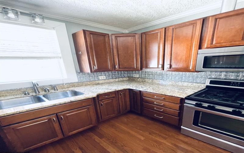 603 Pike Street, Barrackville, West Virginia 26559, 3 Bedroom Bedrooms, 9 Room Rooms,2 BathroomBathrooms,Single Family Detached,For Sale,Pike,0,10164140
