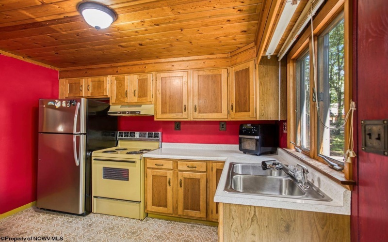 264 Primrose Lane, Terra Alta, West Virginia 26764, 2 Bedroom Bedrooms, 9 Room Rooms,2 BathroomBathrooms,Single Family Detached,For Sale,Primrose,0,10166803
