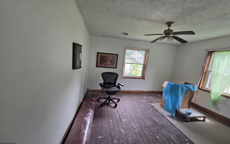 57 Carolina Avenue, Salem, West Virginia 26426, 4 Bedroom Bedrooms, 11 Room Rooms,2 BathroomBathrooms,Single Family Detached,For Sale,Carolina,0,10166804