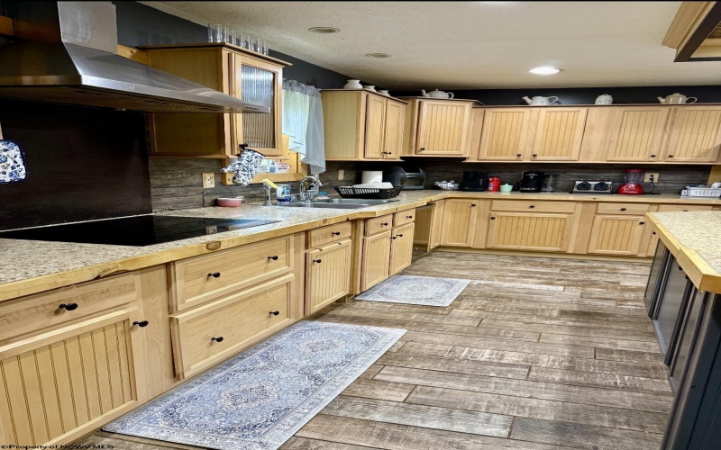 445 Poplar Street, Jane Lew, West Virginia 26378, 5 Bedroom Bedrooms, 9 Room Rooms,2 BathroomBathrooms,Single Family Detached,For Sale,Poplar,0,10166818