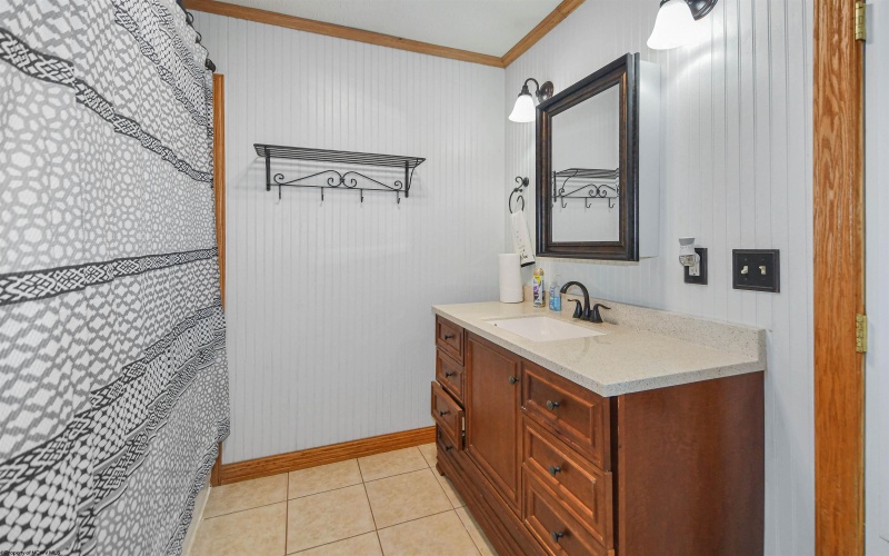 102 Saffel Hill Drive, Grafton, West Virginia 26354, 5 Bedroom Bedrooms, 14 Room Rooms,3 BathroomBathrooms,Single Family Detached,For Sale,Saffel Hill,0,10166824