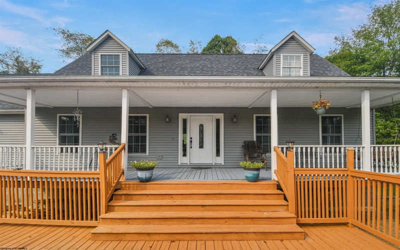 102 Saffel Hill Drive, Grafton, West Virginia 26354, 5 Bedroom Bedrooms, 14 Room Rooms,3 BathroomBathrooms,Single Family Detached,For Sale,Saffel Hill,0,10166824