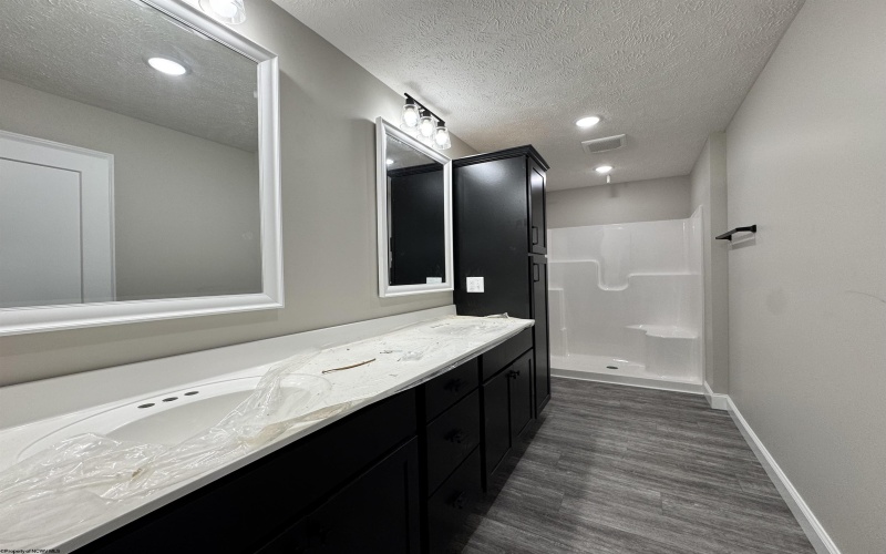 162 Fox Hill Lane, Fairmont, West Virginia 26554, 3 Bedroom Bedrooms, 6 Room Rooms,2 BathroomBathrooms,Single Family Detached,For Sale,Fox Hill,0,10166822