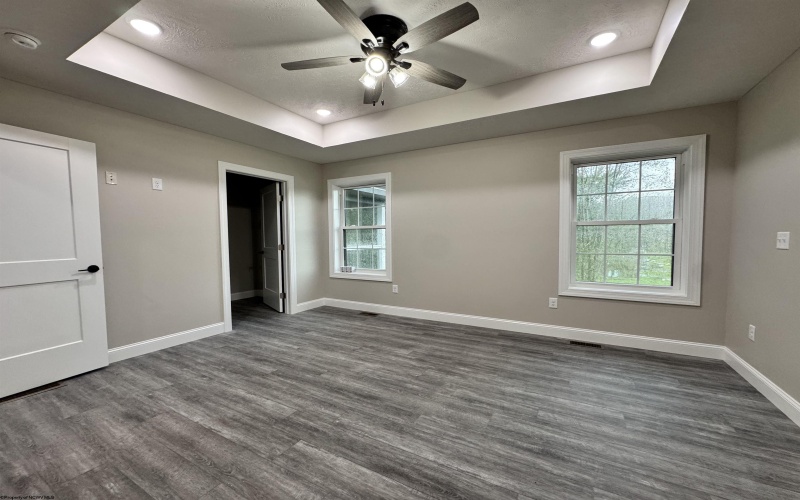 162 Fox Hill Lane, Fairmont, West Virginia 26554, 3 Bedroom Bedrooms, 6 Room Rooms,2 BathroomBathrooms,Single Family Detached,For Sale,Fox Hill,0,10166822