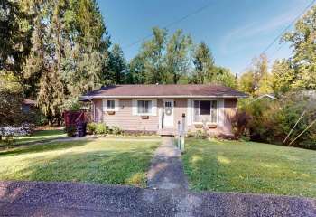 6 Cacapon Circle, Fairmont, West Virginia 26554, 3 Bedroom Bedrooms, 8 Room Rooms,2 BathroomBathrooms,Single Family Detached,For Sale,Cacapon,0,10166821