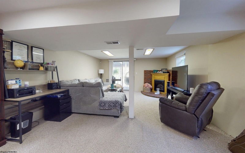 6 Cacapon Circle, Fairmont, West Virginia 26554, 3 Bedroom Bedrooms, 8 Room Rooms,2 BathroomBathrooms,Single Family Detached,For Sale,Cacapon,0,10166821 6 Cacapon Circle, Fairmont, West Virginia 26554, 3 Bedroom Bedrooms, 8 Room Rooms,2 BathroomBathrooms,Single Family Detached,For Sale,Cacapon,0,10166821