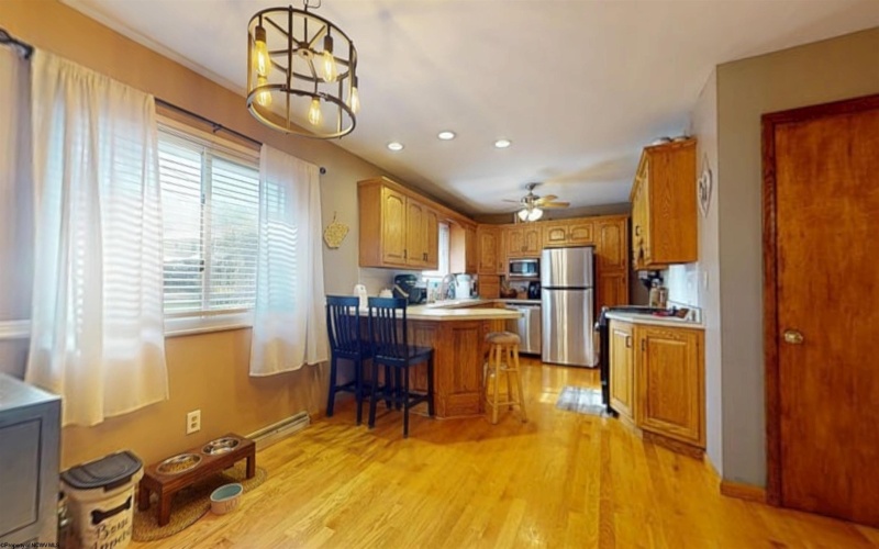 6 Cacapon Circle, Fairmont, West Virginia 26554, 3 Bedroom Bedrooms, 8 Room Rooms,2 BathroomBathrooms,Single Family Detached,For Sale,Cacapon,0,10166821 6 Cacapon Circle, Fairmont, West Virginia 26554, 3 Bedroom Bedrooms, 8 Room Rooms,2 BathroomBathrooms,Single Family Detached,For Sale,Cacapon,0,10166821