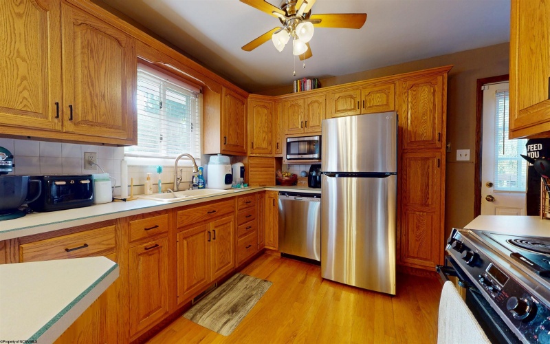 6 Cacapon Circle, Fairmont, West Virginia 26554, 3 Bedroom Bedrooms, 8 Room Rooms,2 BathroomBathrooms,Single Family Detached,For Sale,Cacapon,0,10166821 6 Cacapon Circle, Fairmont, West Virginia 26554, 3 Bedroom Bedrooms, 8 Room Rooms,2 BathroomBathrooms,Single Family Detached,For Sale,Cacapon,0,10166821
