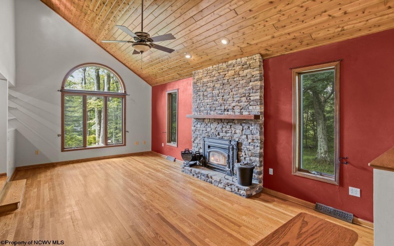 17 Goldfinch Lane, Terra Alta, West Virginia 26764, 3 Bedroom Bedrooms, 11 Room Rooms,3 BathroomBathrooms,Single Family Detached,For Sale,Goldfinch,0,10166820 17 Goldfinch Lane, Terra Alta, West Virginia 26764, 3 Bedroom Bedrooms, 11 Room Rooms,3 BathroomBathrooms,Single Family Detached,For Sale,Goldfinch,0,10166820