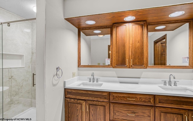 17 Goldfinch Lane, Terra Alta, West Virginia 26764, 3 Bedroom Bedrooms, 11 Room Rooms,3 BathroomBathrooms,Single Family Detached,For Sale,Goldfinch,0,10166820 17 Goldfinch Lane, Terra Alta, West Virginia 26764, 3 Bedroom Bedrooms, 11 Room Rooms,3 BathroomBathrooms,Single Family Detached,For Sale,Goldfinch,0,10166820
