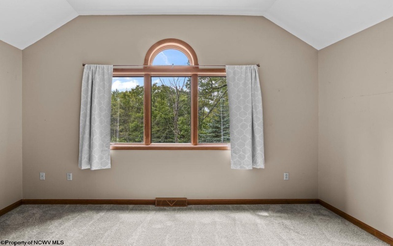 17 Goldfinch Lane, Terra Alta, West Virginia 26764, 3 Bedroom Bedrooms, 11 Room Rooms,3 BathroomBathrooms,Single Family Detached,For Sale,Goldfinch,0,10166820 17 Goldfinch Lane, Terra Alta, West Virginia 26764, 3 Bedroom Bedrooms, 11 Room Rooms,3 BathroomBathrooms,Single Family Detached,For Sale,Goldfinch,0,10166820
