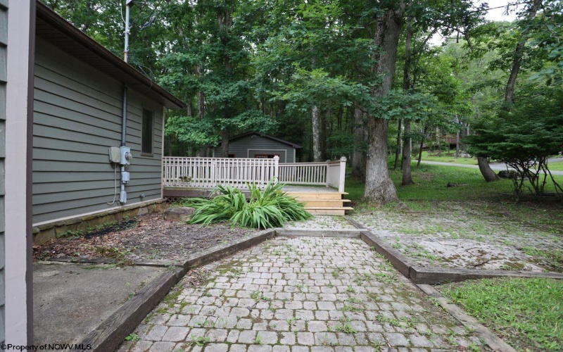 17 Goldfinch Lane, Terra Alta, West Virginia 26764, 3 Bedroom Bedrooms, 11 Room Rooms,3 BathroomBathrooms,Single Family Detached,For Sale,Goldfinch,0,10166820 17 Goldfinch Lane, Terra Alta, West Virginia 26764, 3 Bedroom Bedrooms, 11 Room Rooms,3 BathroomBathrooms,Single Family Detached,For Sale,Goldfinch,0,10166820