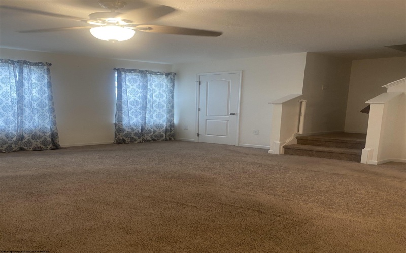 203 Queensbury CT Court, White Hall, West Virginia 26554, 3 Bedroom Bedrooms, 7 Room Rooms,2 BathroomBathrooms,Single Family Attached,For Sale,Queensbury CT,0,10166827