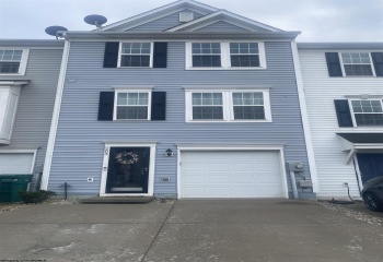 203 Queensbury CT Court, White Hall, West Virginia 26554, 3 Bedroom Bedrooms, 7 Room Rooms,2 BathroomBathrooms,Single Family Attached,For Sale,Queensbury CT,0,10166827