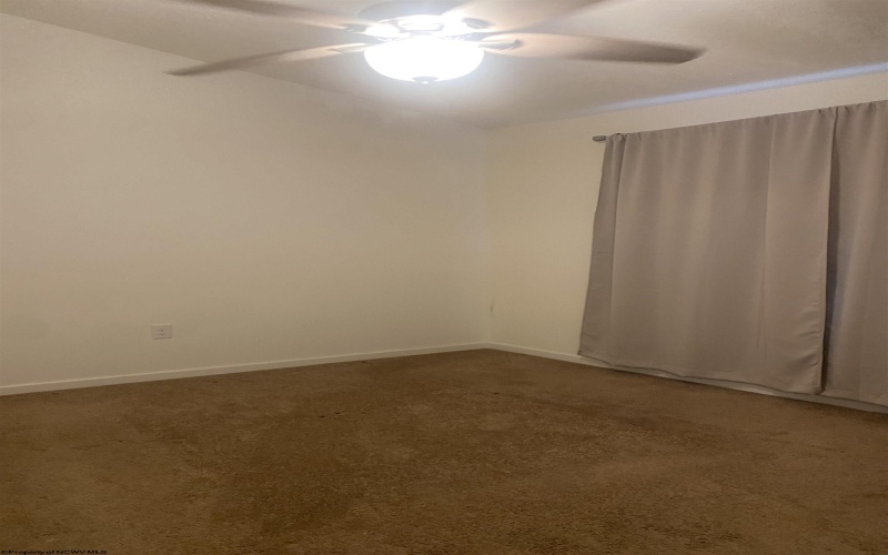 203 Queensbury CT Court, White Hall, West Virginia 26554, 3 Bedroom Bedrooms, 7 Room Rooms,2 BathroomBathrooms,Single Family Attached,For Sale,Queensbury CT,0,10166827