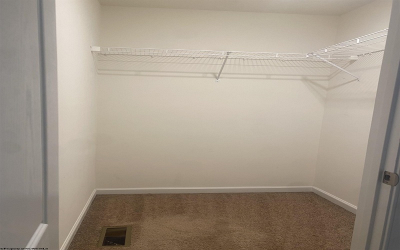203 Queensbury CT Court, White Hall, West Virginia 26554, 3 Bedroom Bedrooms, 7 Room Rooms,2 BathroomBathrooms,Single Family Attached,For Sale,Queensbury CT,0,10166827
