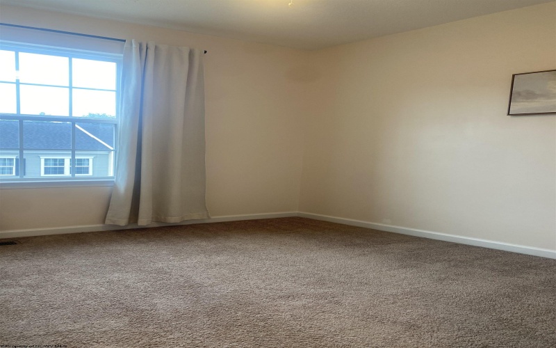 203 Queensbury CT Court, White Hall, West Virginia 26554, 3 Bedroom Bedrooms, 7 Room Rooms,2 BathroomBathrooms,Single Family Attached,For Sale,Queensbury CT,0,10166827