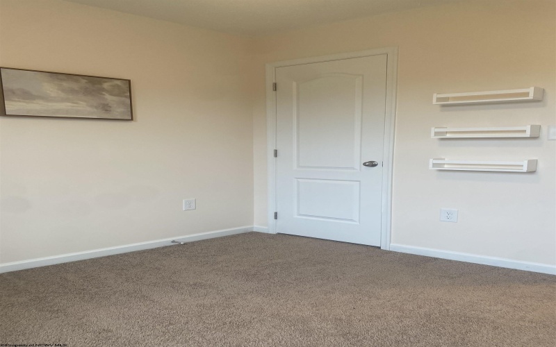 203 Queensbury CT Court, White Hall, West Virginia 26554, 3 Bedroom Bedrooms, 7 Room Rooms,2 BathroomBathrooms,Single Family Attached,For Sale,Queensbury CT,0,10166827