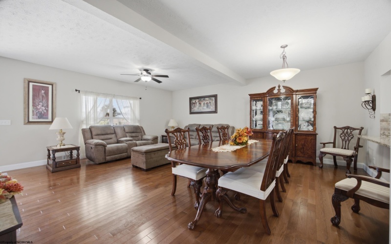 401 Tupelo Lane, Bridgeport, West Virginia 26330, 4 Bedroom Bedrooms, 6 Room Rooms,3 BathroomBathrooms,Single Family Attached,For Sale,Tupelo,0,10166832