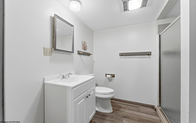 17 Grandview Terrace, Uniontown, Pennsylvania 15401, 3 Bedroom Bedrooms, 6 Room Rooms,2 BathroomBathrooms,Single Family Detached,For Sale,Grandview,0,10166844