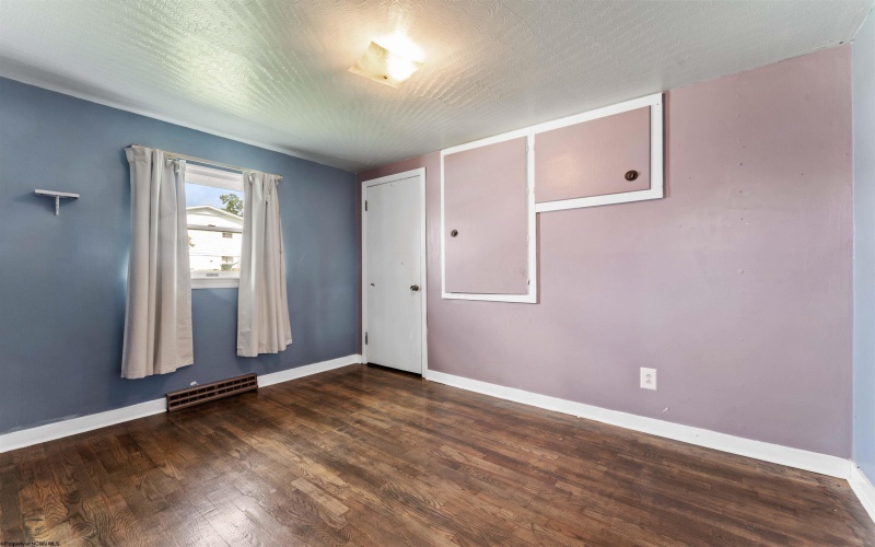 133 Cryster Lane, Morgantown, West Virginia 26508, 3 Bedroom Bedrooms, 6 Room Rooms,2 BathroomBathrooms,Single Family Detached,For Sale,Cryster,0,10166853