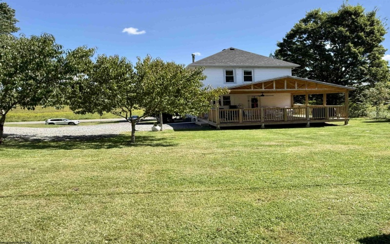 783 Meadland Road, Bridgeport, West Virginia 26330, 3 Bedroom Bedrooms, 6 Room Rooms,1 BathroomBathrooms,Single Family Detached,For Sale,Meadland,0,10166851