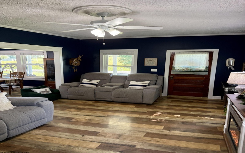 783 Meadland Road, Bridgeport, West Virginia 26330, 3 Bedroom Bedrooms, 6 Room Rooms,1 BathroomBathrooms,Single Family Detached,For Sale,Meadland,0,10166851
