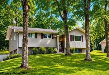 65 Imperial Woods Drive, Morgantown, West Virginia 26508, 3 Bedroom Bedrooms, 7 Room Rooms,2 BathroomBathrooms,Single Family Detached,For Sale,Imperial Woods,0,10166847