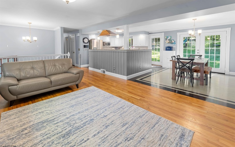 65 Imperial Woods Drive, Morgantown, West Virginia 26508, 3 Bedroom Bedrooms, 7 Room Rooms,2 BathroomBathrooms,Single Family Detached,For Sale,Imperial Woods,0,10166847