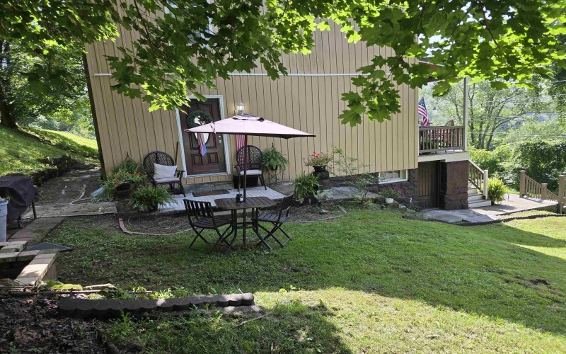 498 Gay Street, Grafton, West Virginia 26354, 4 Bedroom Bedrooms, 7 Room Rooms,1 BathroomBathrooms,Single Family Detached,For Sale,Gay,0,10165663