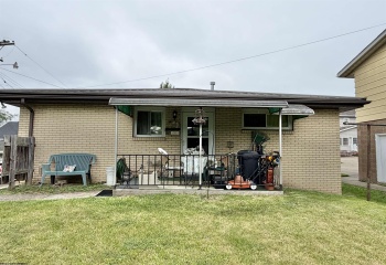 520 Mahan Avenue, Follansbee, West Virginia 26037, 2 Bedroom Bedrooms, 4 Room Rooms,1 BathroomBathrooms,Single Family Detached,For Sale,Mahan,0,10165131