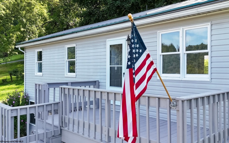1227 Chambers Street, Grafton, West Virginia 26354, 4 Bedroom Bedrooms, 7 Room Rooms,1 BathroomBathrooms,Single Family Detached,For Sale,Chambers,0,10166858