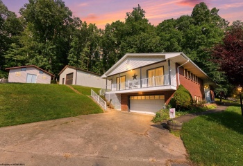 105 Jaynes Drive, Fairmont, West Virginia 26554, 4 Bedroom Bedrooms, 11 Room Rooms,3 BathroomBathrooms,Single Family Detached,For Sale,Jaynes,0,10166857