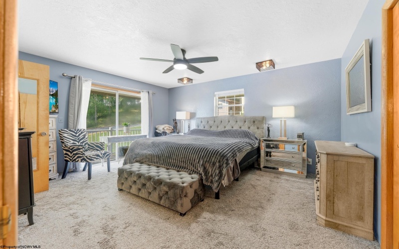 105 Jaynes Drive, Fairmont, West Virginia 26554, 4 Bedroom Bedrooms, 11 Room Rooms,3 BathroomBathrooms,Single Family Detached,For Sale,Jaynes,0,10166857