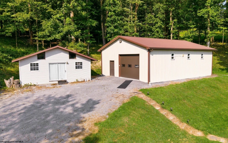 105 Jaynes Drive, Fairmont, West Virginia 26554, 4 Bedroom Bedrooms, 11 Room Rooms,3 BathroomBathrooms,Single Family Detached,For Sale,Jaynes,0,10166857