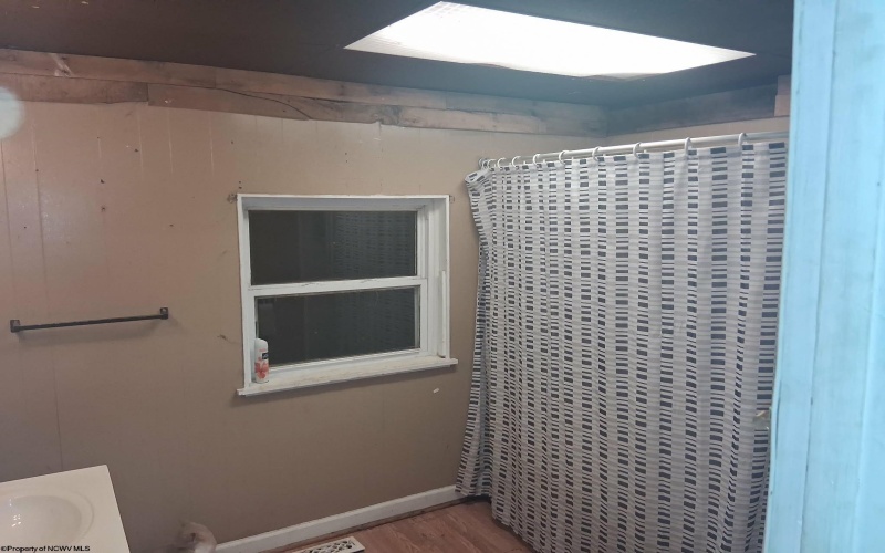 307 Forest View Drive, Kingwood, West Virginia 26537, 3 Bedroom Bedrooms, 6 Room Rooms,1 BathroomBathrooms,Single Family Detached,For Sale,Forest View,0,10166854