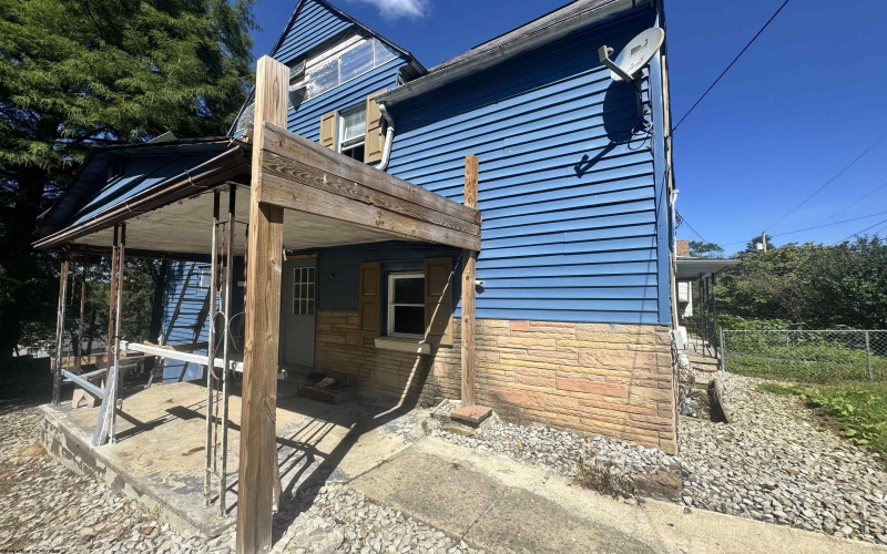 1858 Owens Avenue, Fairmont, West Virginia 26554, 3 Bedroom Bedrooms, 6 Room Rooms,1 BathroomBathrooms,Single Family Detached,For Sale,Owens,0,10166855