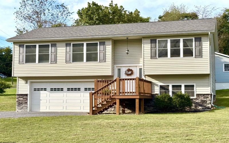 105 Cord Street, Kingwood, West Virginia 26537, 3 Bedroom Bedrooms, 6 Room Rooms,2 BathroomBathrooms,Single Family Detached,For Sale,Cord,0,10166856