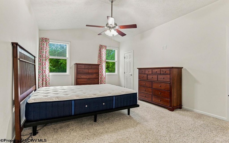 426 Shearwood Forest Drive, Bridgeport, West Virginia 26330, 3 Bedroom Bedrooms, 7 Room Rooms,2 BathroomBathrooms,Single Family Detached,For Sale,Shearwood Forest,0,10166866