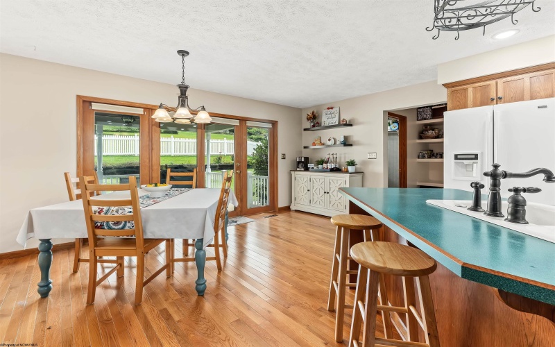 15 Franklin Farms Drive, Fairmont, West Virginia 26554, 3 Bedroom Bedrooms, 12 Room Rooms,3 BathroomBathrooms,Single Family Detached,For Sale,Franklin Farms,0,10166875