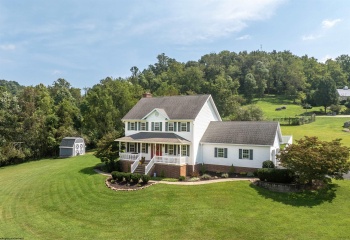 15 Franklin Farms Drive, Fairmont, West Virginia 26554, 3 Bedroom Bedrooms, 12 Room Rooms,3 BathroomBathrooms,Single Family Detached,For Sale,Franklin Farms,0,10166875