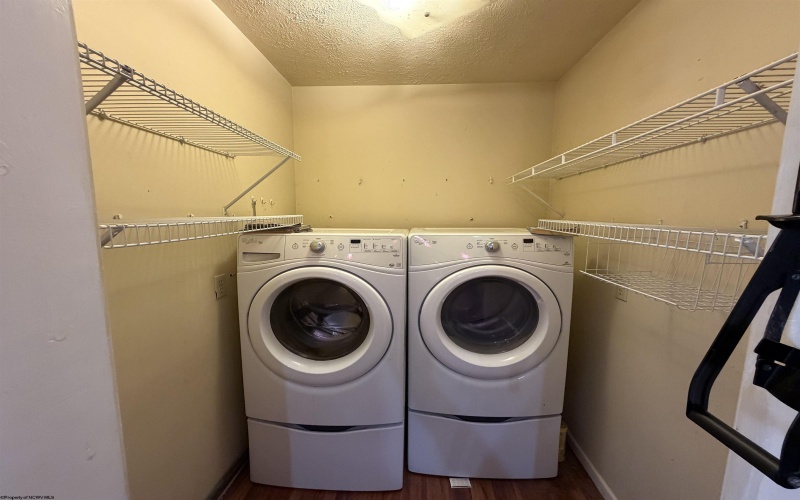 145 Vermont Avenue, Clarksburg, West Virginia 26301, 3 Bedroom Bedrooms, 6 Room Rooms,2 BathroomBathrooms,Single Family Detached,For Sale,Vermont,0,10166892