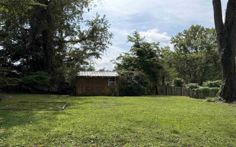 145 Vermont Avenue, Clarksburg, West Virginia 26301, 3 Bedroom Bedrooms, 6 Room Rooms,2 BathroomBathrooms,Single Family Detached,For Sale,Vermont,0,10166892